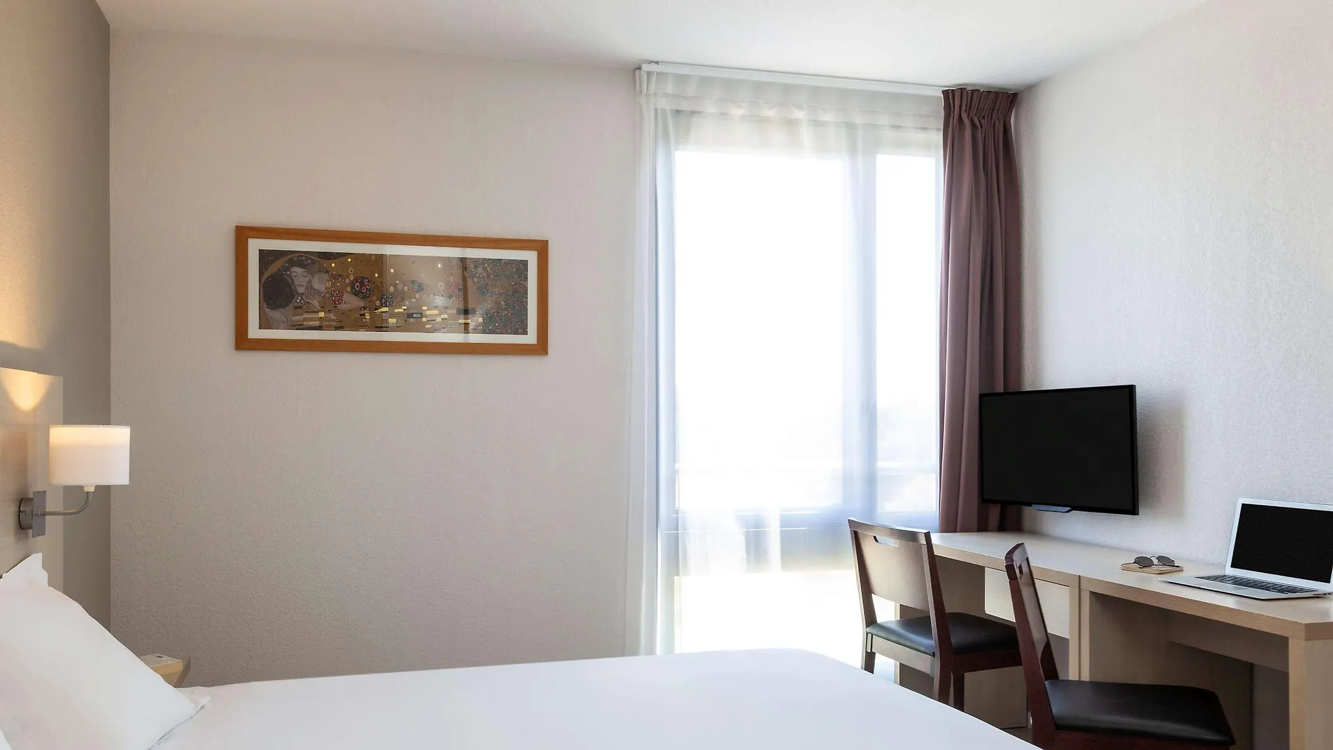 Aparthotel Adagio Access Avinyon Fransa